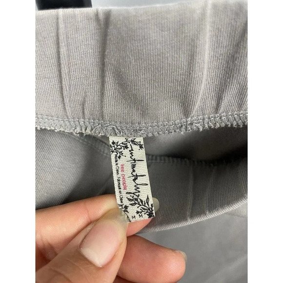 Intimately Free People Gray Cotton Blend Elastic Pull On Bermuda Shorts Sz M - Picture 4 of 5